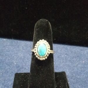 Elegant Silver and Turquoise Ring